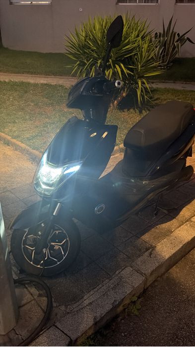 Vendo mota eletrica