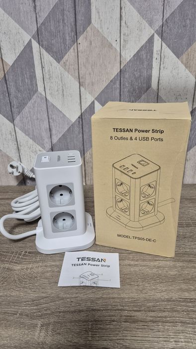 TESSAN подовжувач 8 розеток, 3 USB A + 1 USB C, 3 м