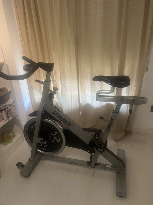 Bicicleta de Spinning profissional