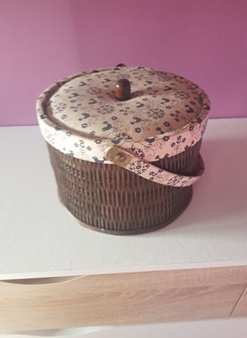 Caixa de Costura em vime castanho