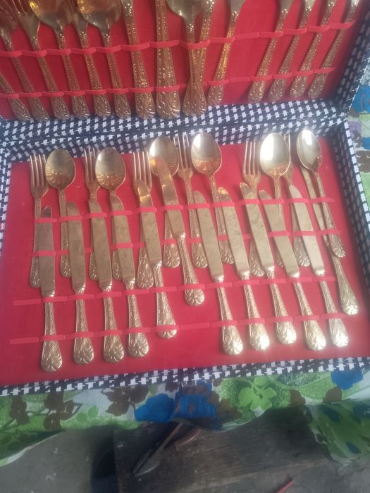 Продам позолоченые кухонные проборы