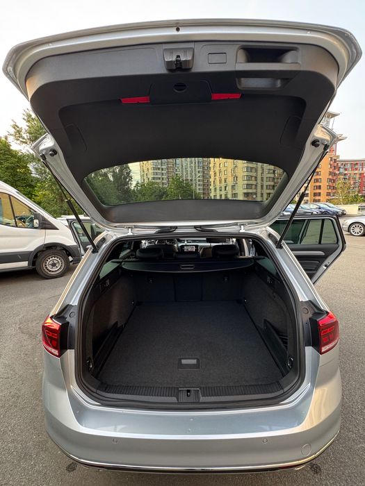 Volkswagen Passat 2022 VIN WVWZZZ3CZPE031193 фото оголошення 17 з 24