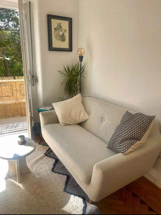 2 seater sofa fantastic condition €300 was €599!