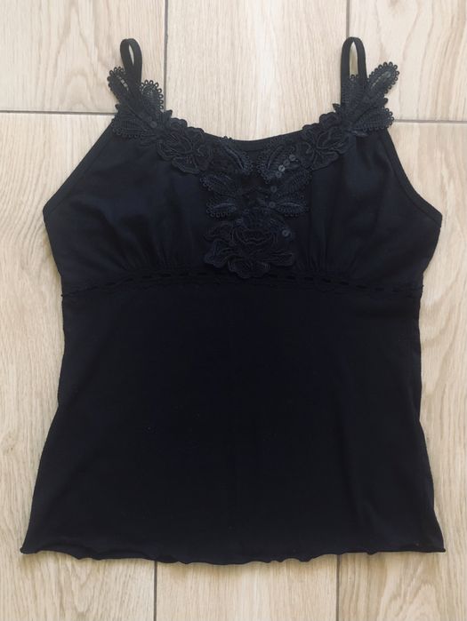 Czarna bluzka na ramiączkach Ruby L