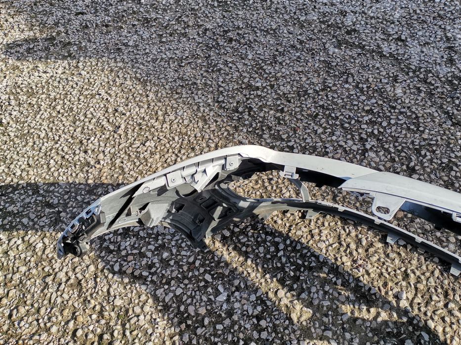 Estrutura pára-choques Megane 3