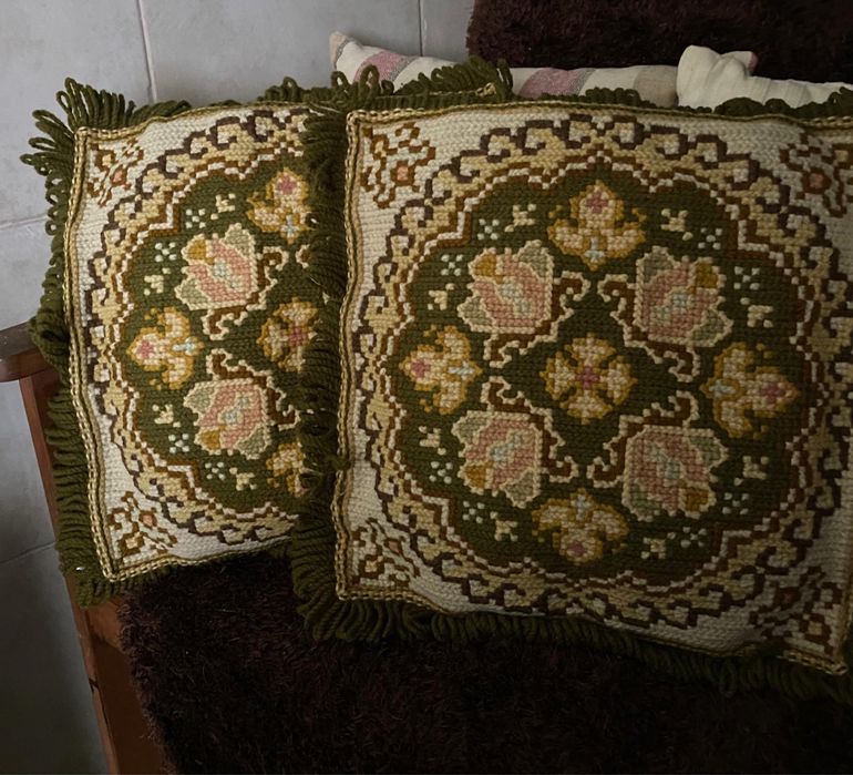 Almofadas de arraiolos
