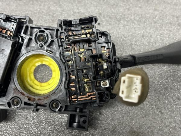 Conjunto / manetes de luzes e limpa vidros NISSAN Patrol GR V Wagon (Y