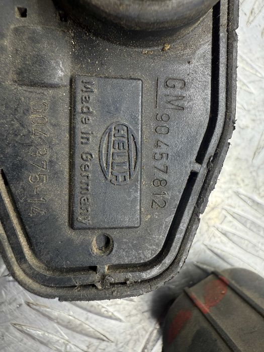 Корректор фары Opel Omega B Vectra B  90457812