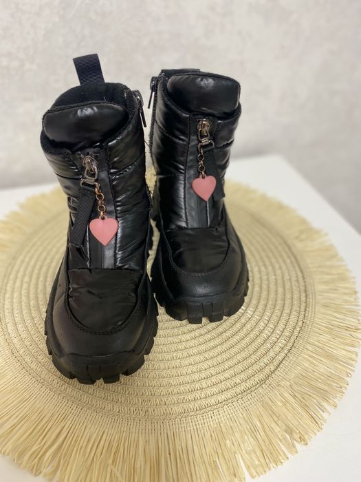 Ботинки для девочки