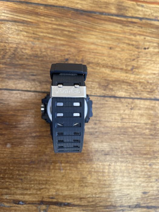 Часы Casio G-Shock