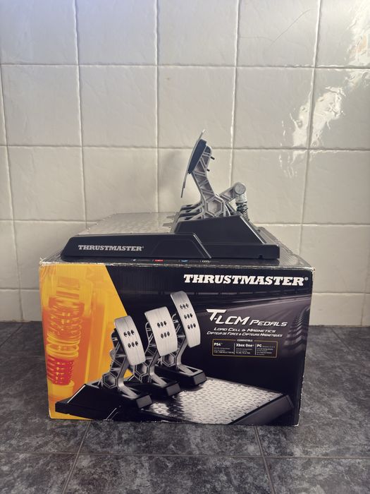 Pedais ThrustMaster T-LCM