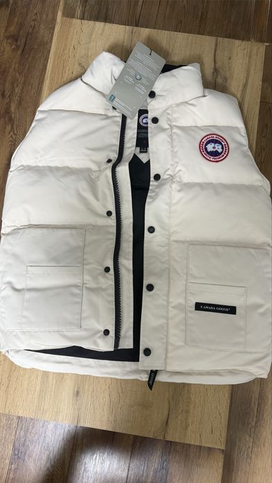 Жилетка canada goose