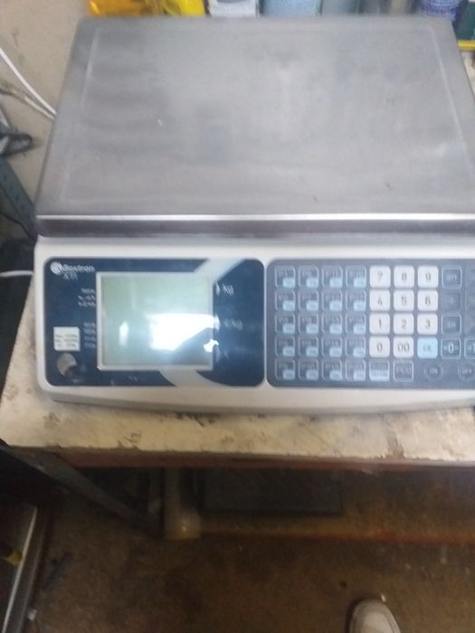 Balança eletrônica pesa máx 30kgcom bateria interna