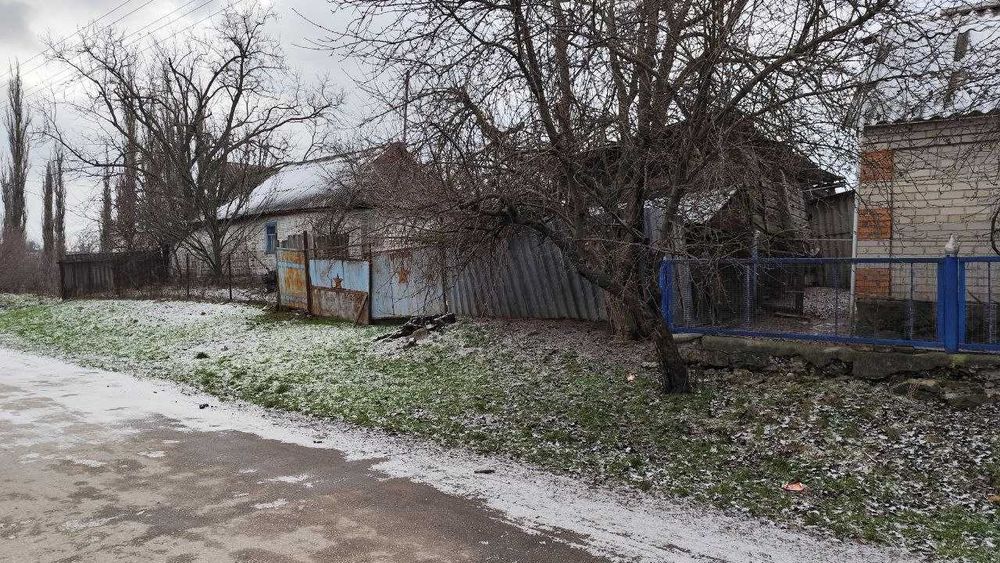 Продаж будинку з меблями