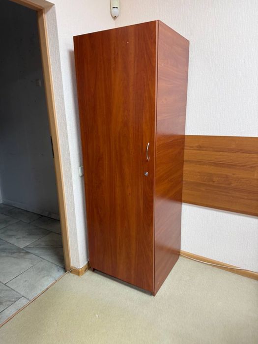 РАСПРОДАЖА офисные шкафы и стеллажи столы огромный выбор