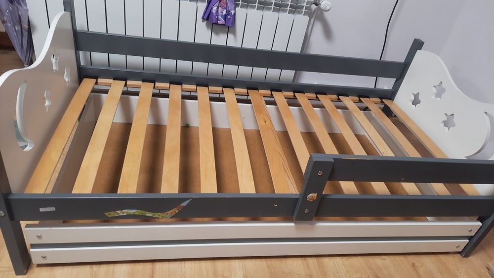 Łóżko  dla dziecka 80x160 z pojemnikiem