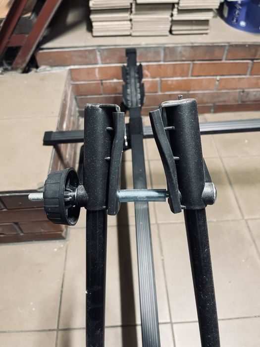 Sprzedam belki dachowe z bagaznikiem rowerowym