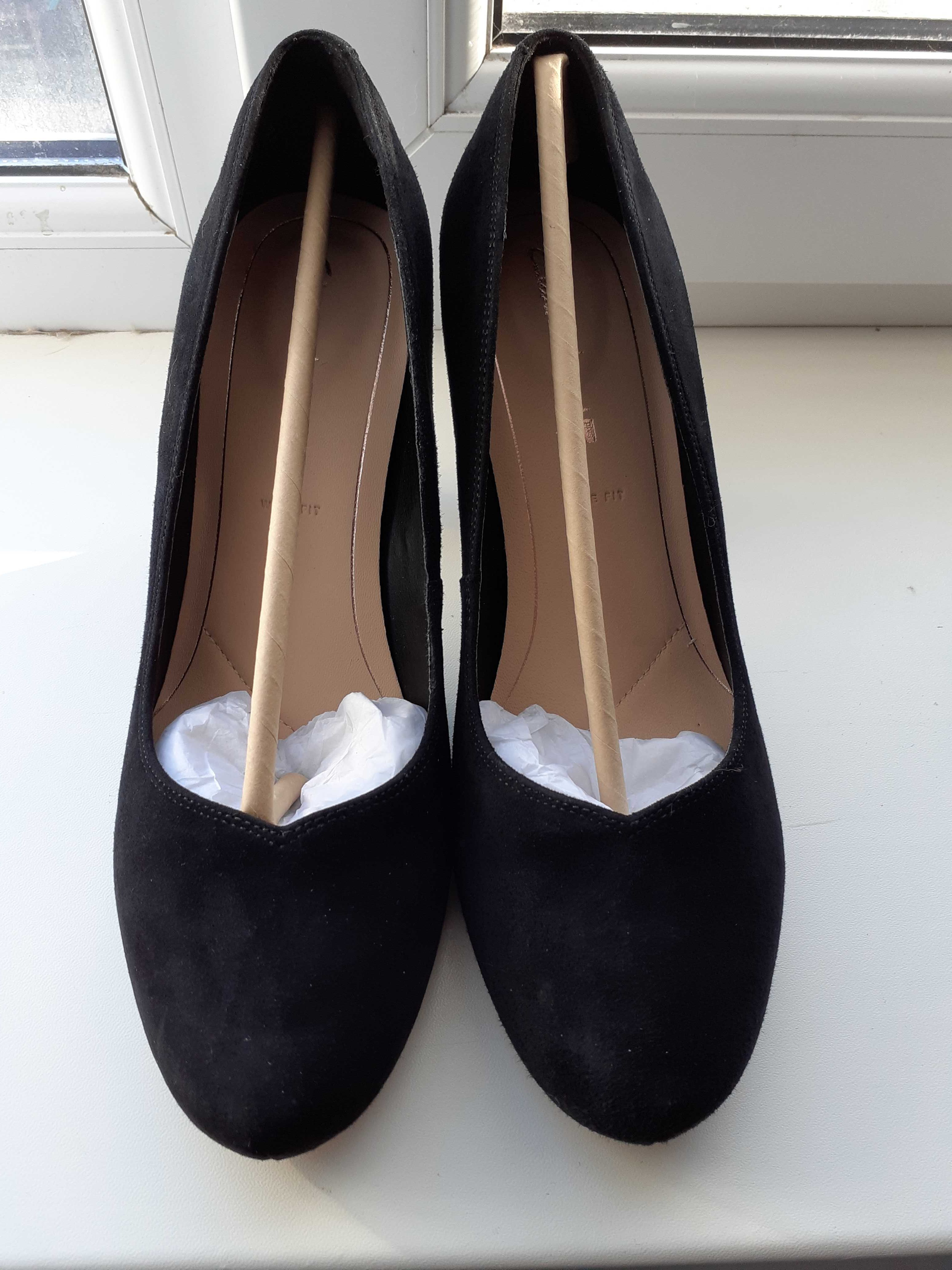 Clarks dalia on sale rose black suede
