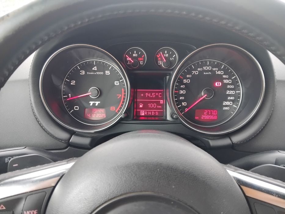 Audi TT 2.0 tfsi s-tronic