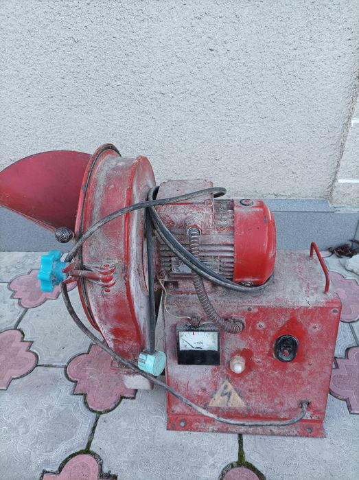 Зернодробілка млинок.