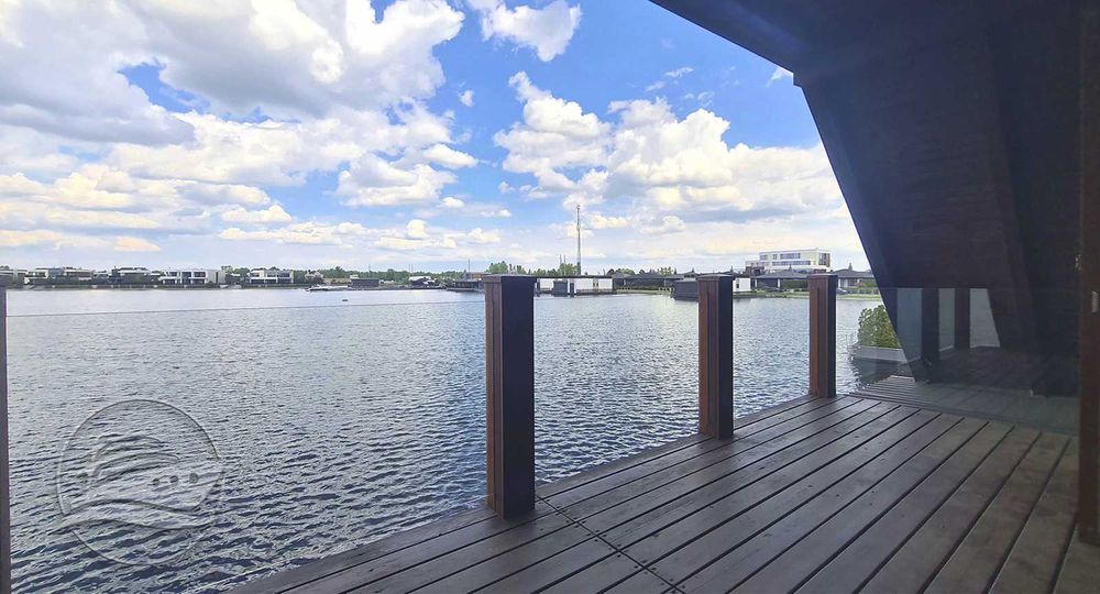 Оренда плавбудинка в Рів'ера Золоче