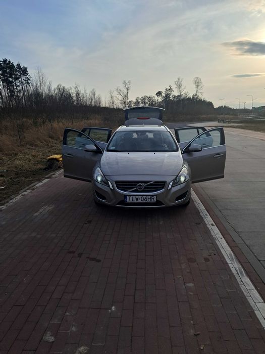 Volvo V60 T4 Momentum