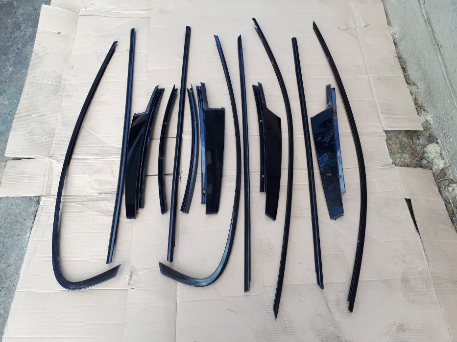 Listwy Boczne Czarny Połysk bmw M5 F10 Sedan