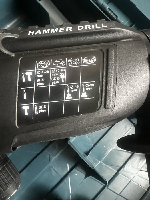 Перфератор новий в роботі не був