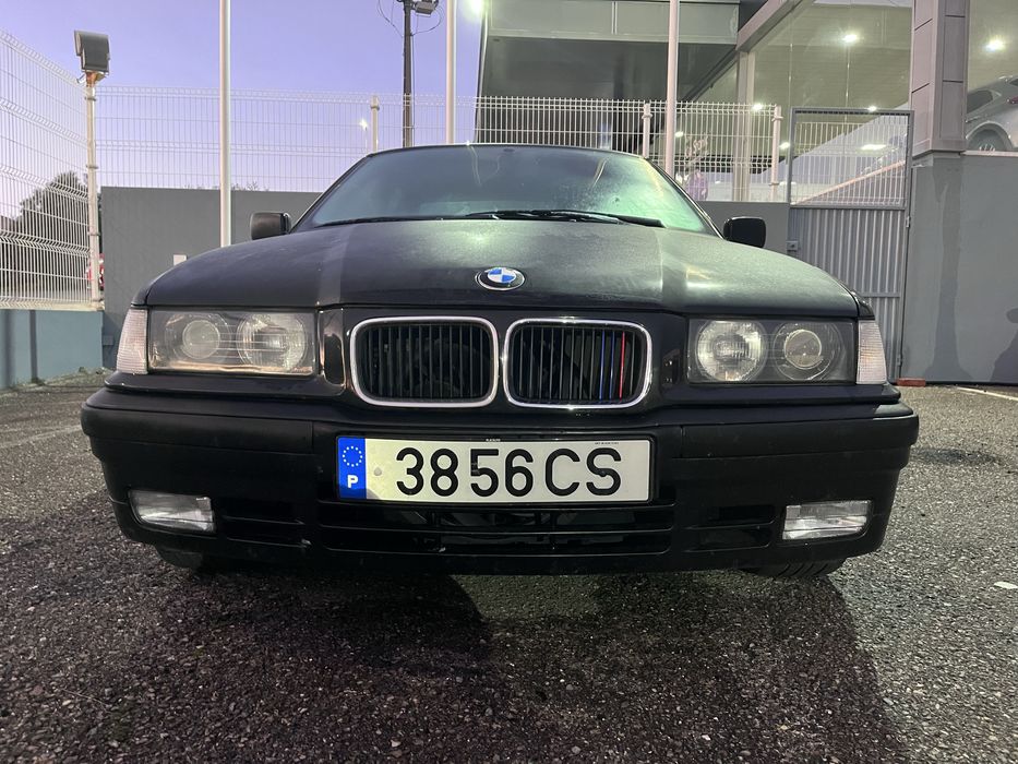 BMW E36 316i conservado