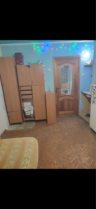 Сдам гостинку свой умывальник .Не агенство  23 августа