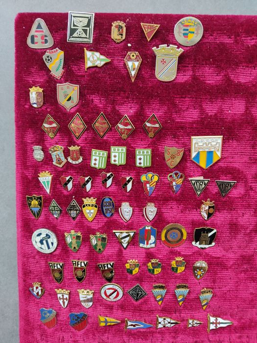Pins/ emblemas clubes futebol portugueses