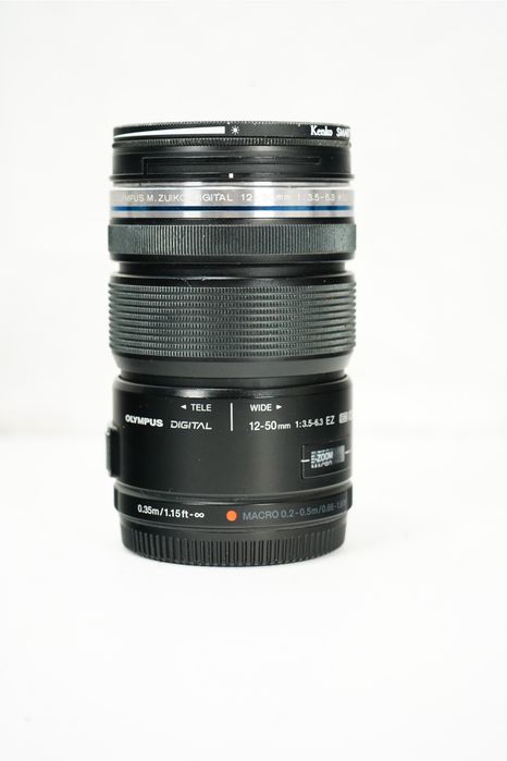 Olympus OM-D E-M10 Mark II + 45mm F1.8 + 12-50mm EZ Macro + 2 baterie