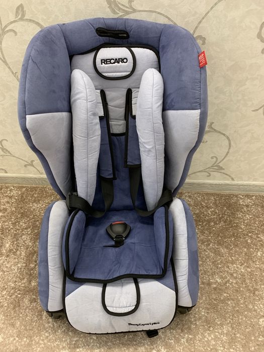 Recaro автокресло
