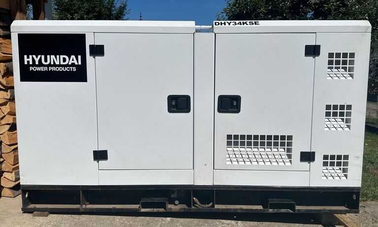 Дизельний генератор Hyundai DHY34KSE.