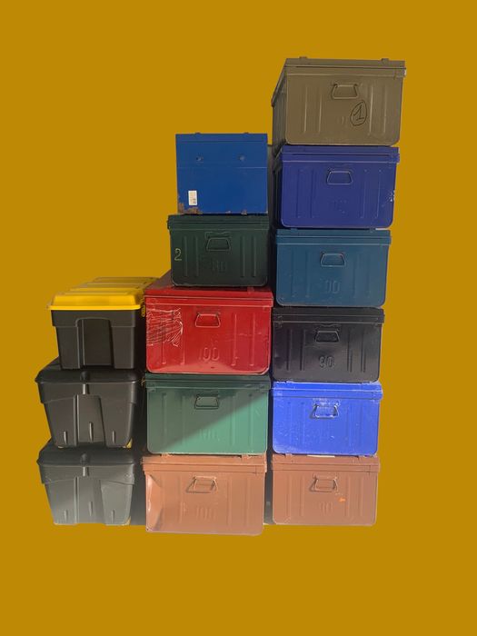 Arcas metálicas de arrumação