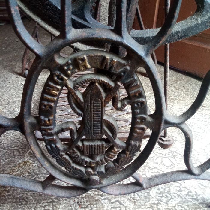 Máquina de costura antiga