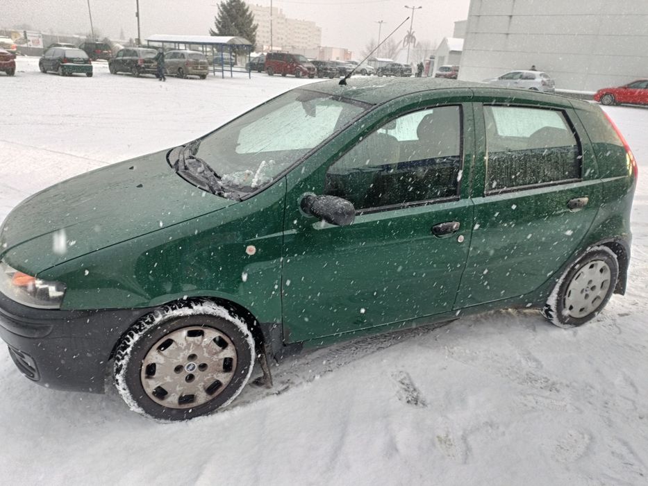 Fiat Punto ll idealny stan techniczny 1.2 niski przebieg Nowy przeglad