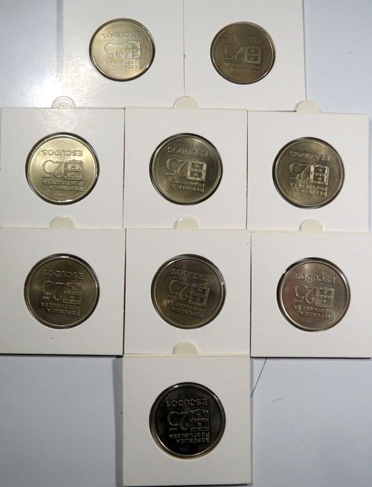 Moeda Rep. Portuguesa - Série completa 25$ Cupro Níquel 1977~1986 NOVAS em Alvéolo Aut.