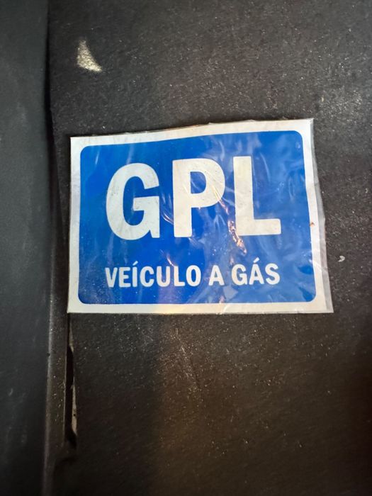 Chevrolet Spark 1.2 LT GPL/Gasolina 2012 – 5 portas – 221.000 km