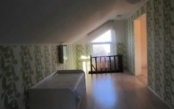 Півбудинку на Таращанському масиві