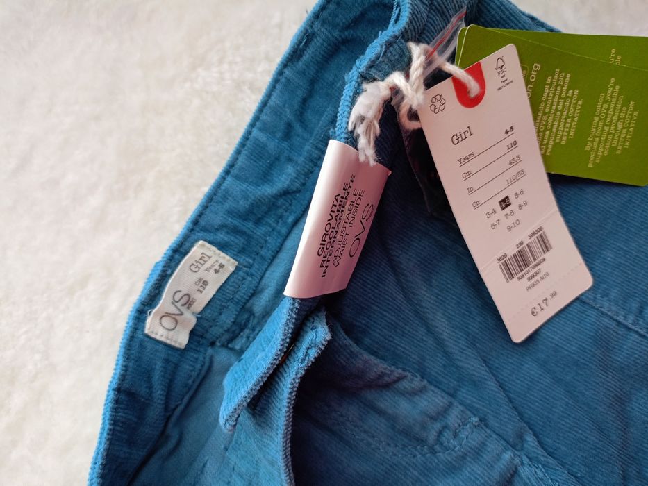 На дівчаток( 6/7 рочків )та( 4/5 )Нові!