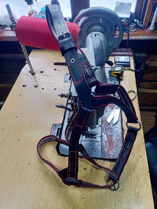 Уздечки, недоуздки