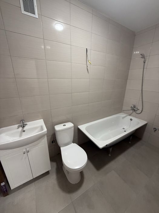 Без КОМІСІЇ Продаж 2к квартири вул. Величковського з ремонтом(Рясне 2)