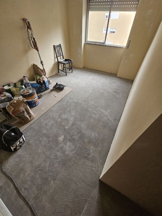 Reparação e pinturas de paredes e faichadas