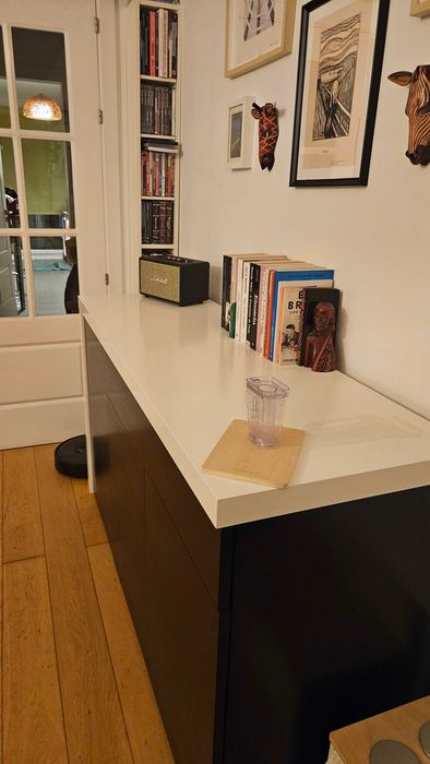 Sala de jantar completa NS Mobiliário – Mesa extensível + 4 cadeiras + aparador moderno