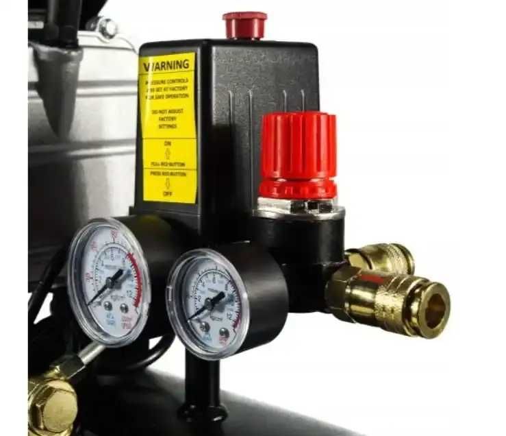 Компресор повітряний BLACK 50 л 2.8 кВт / 8 атм / 240 л/хв компрессор