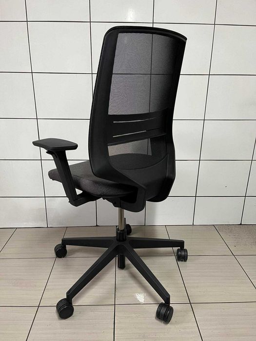 Fotel biurowy obrotowy Profim Light Up 250STL P61PU duża ilość!