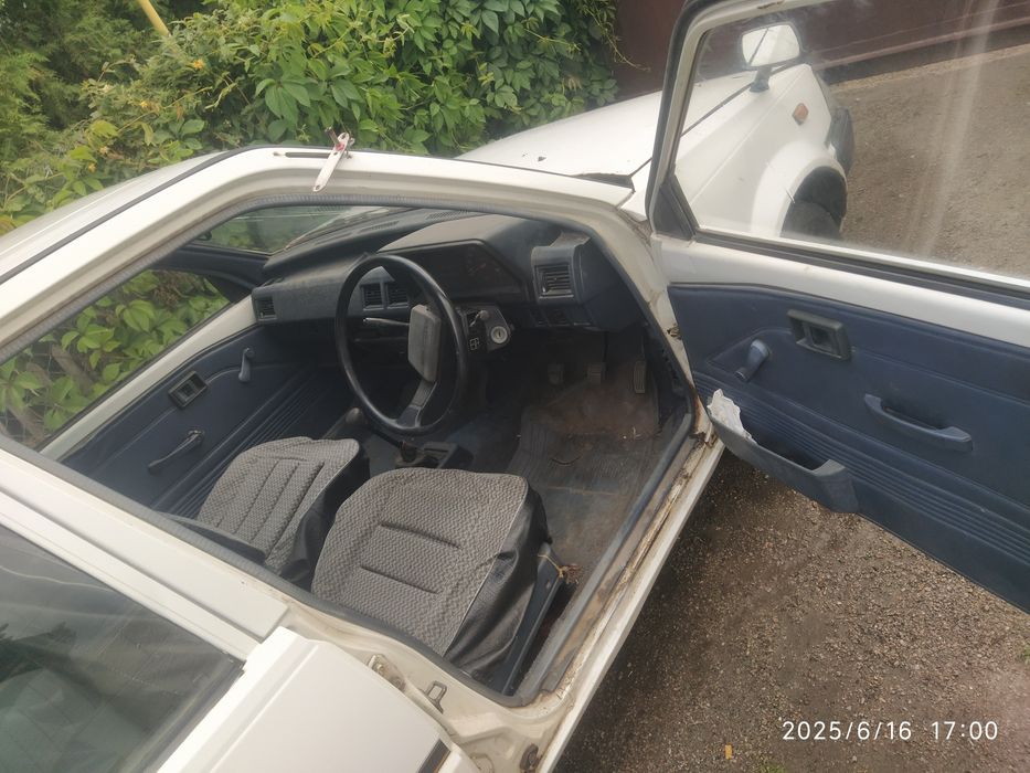 Продам Toyota Starlet