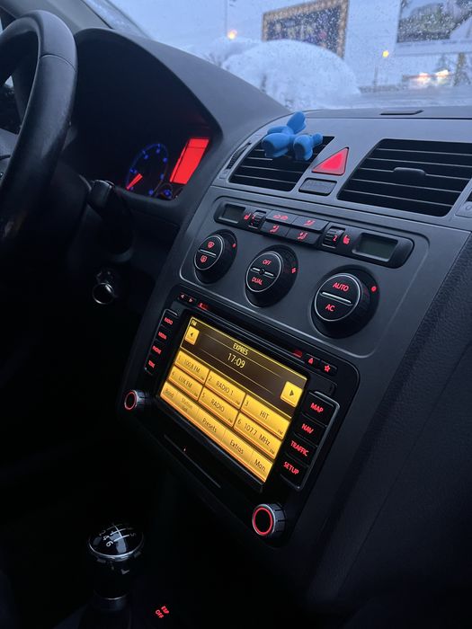 Vw touran  2010  1.9 TDI   77kw