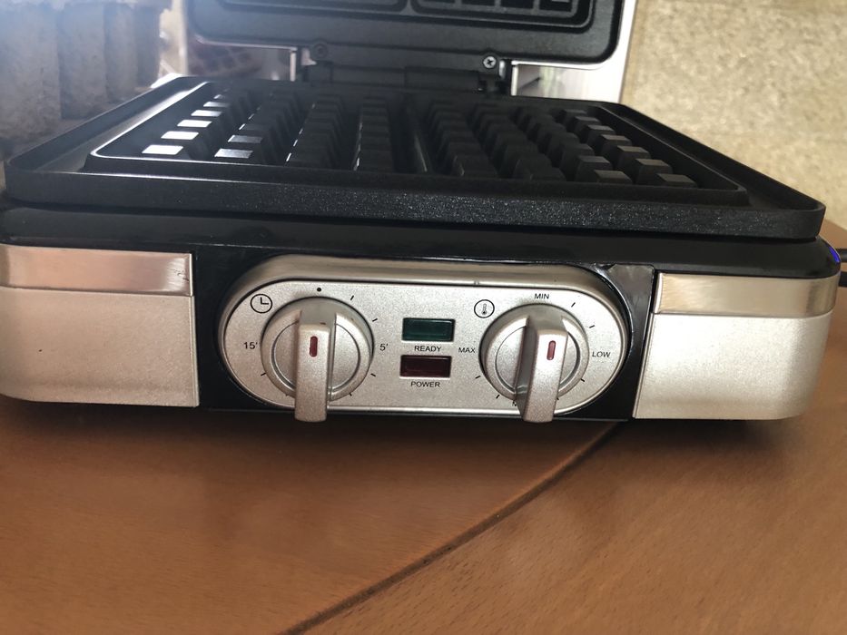 Domo máquina de fazer waffels (tipo waffel belga)